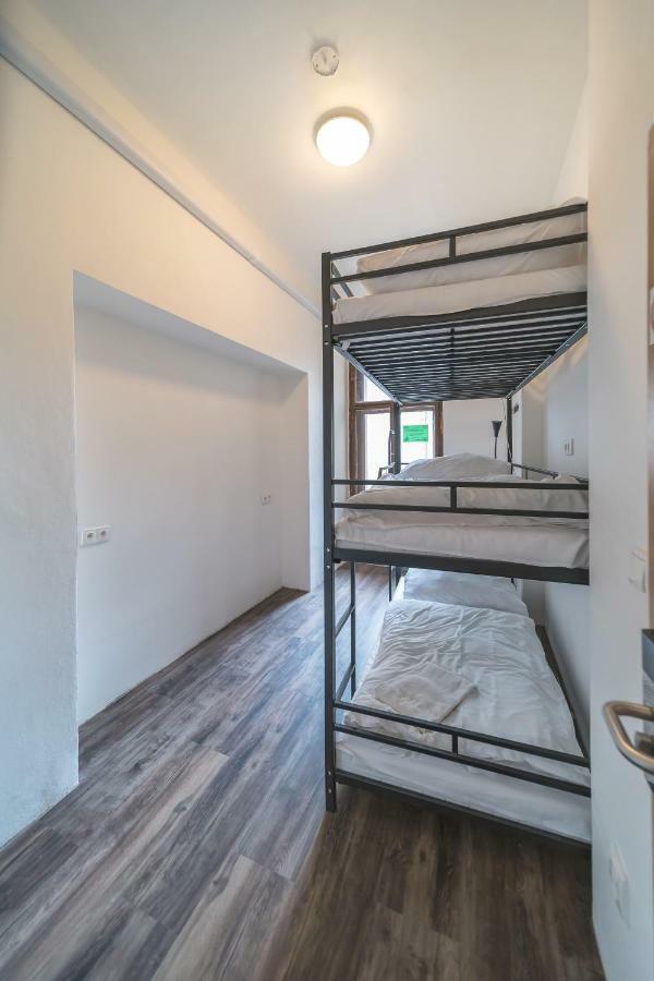 Hostel Orange Praha Bagian luar foto